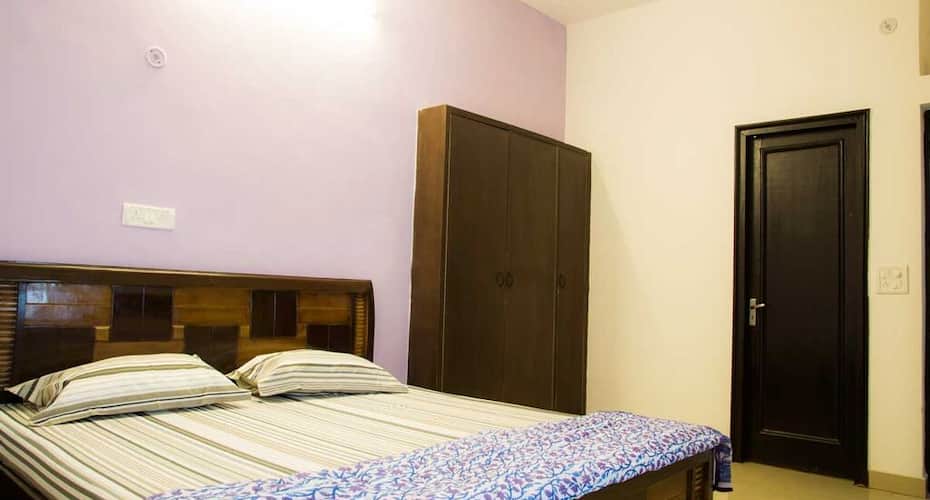 Tg Stays Exl Service Apartments Delhi, New Delhi 3